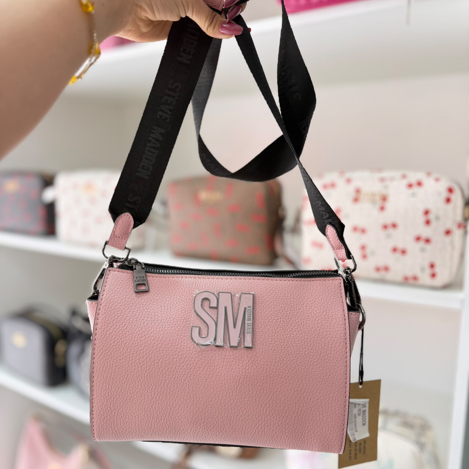 BOLSO Bandolera rosa de Steve Madden