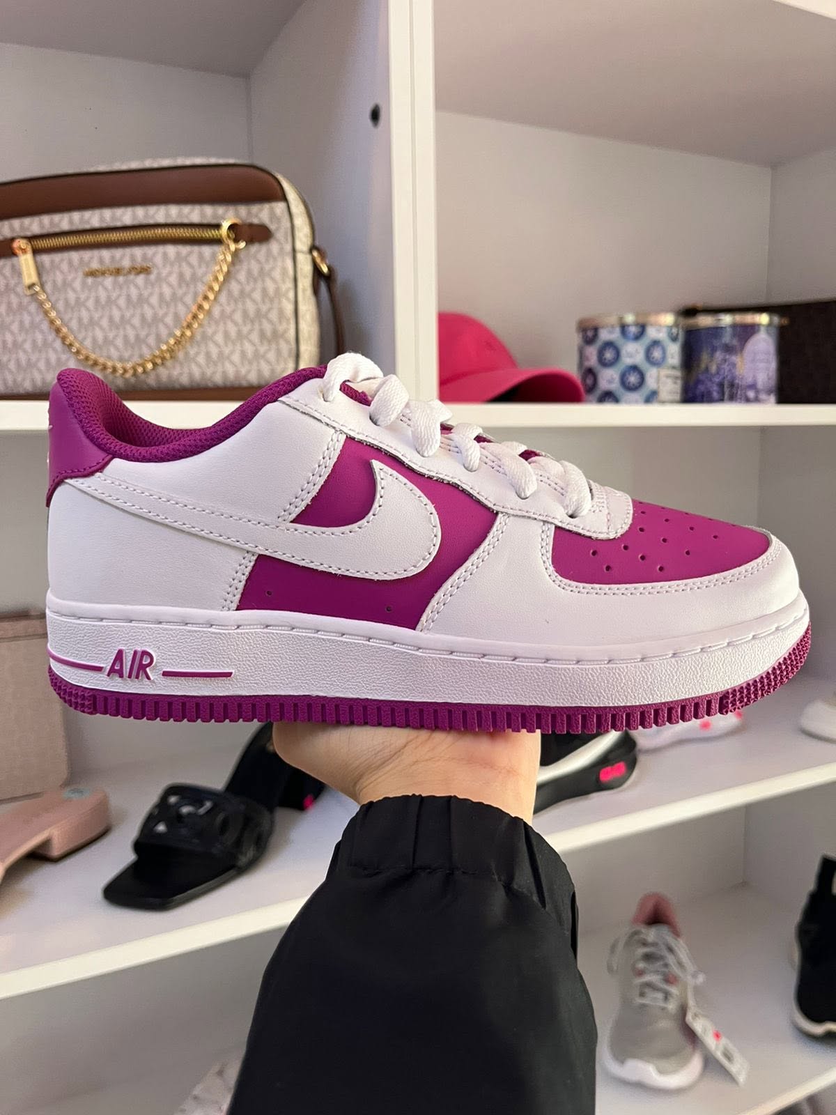 NIKE AIR FORCE BLANCO Y MORADO