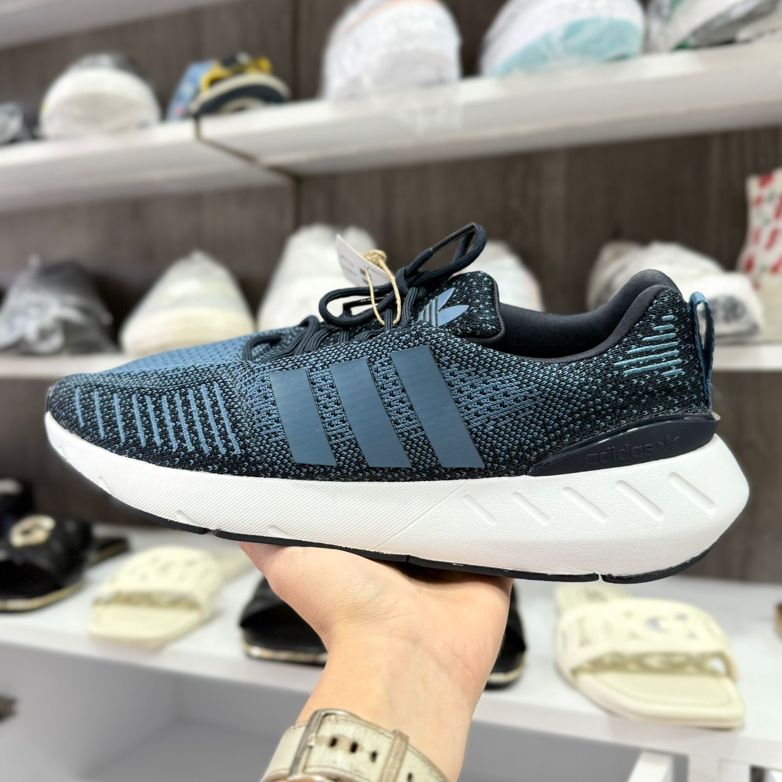 ADIDAS DEPORTIVO AZUL MAARINO PARA HOMBRE