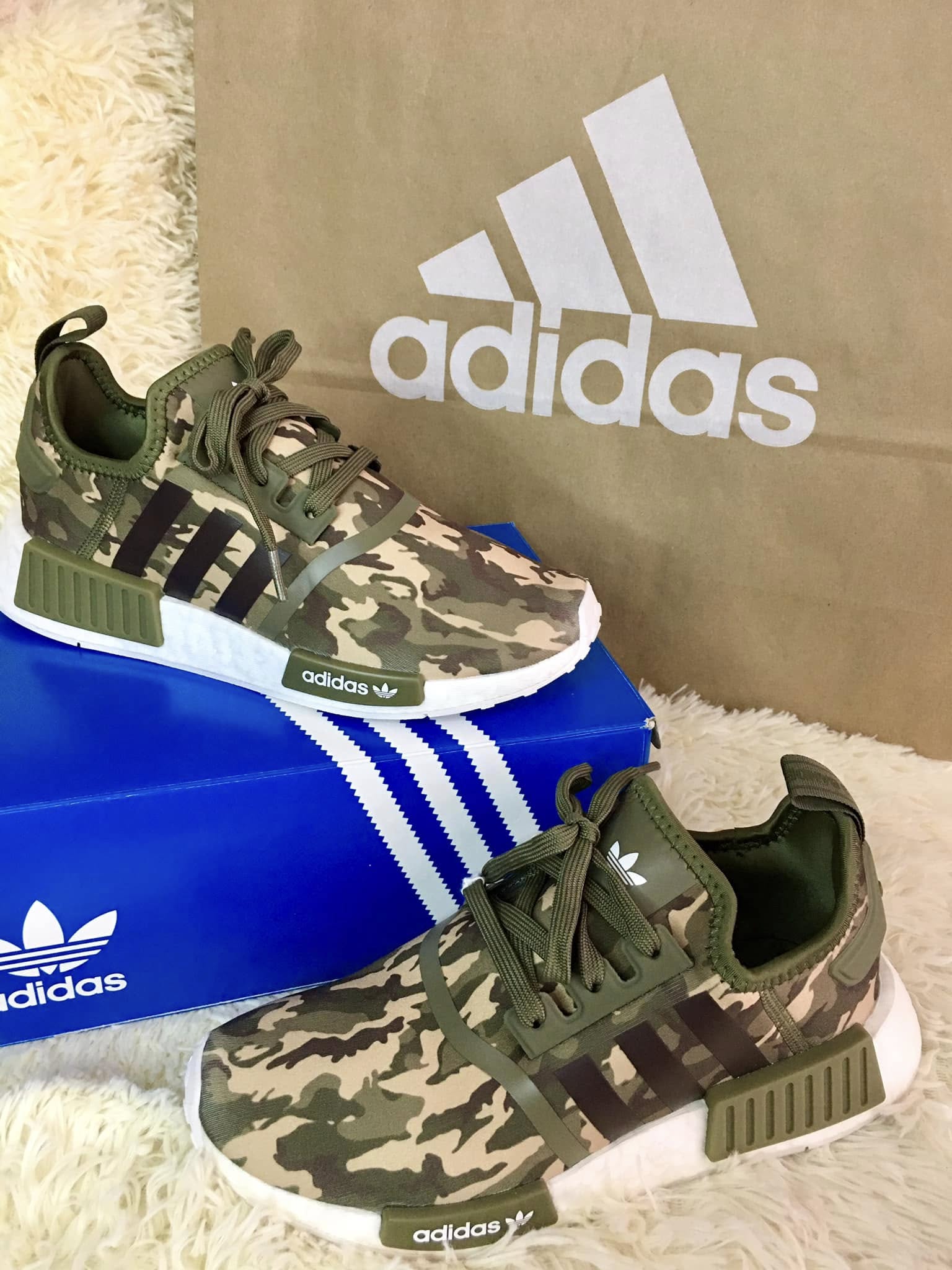 ADIDAS NMD MILITAR