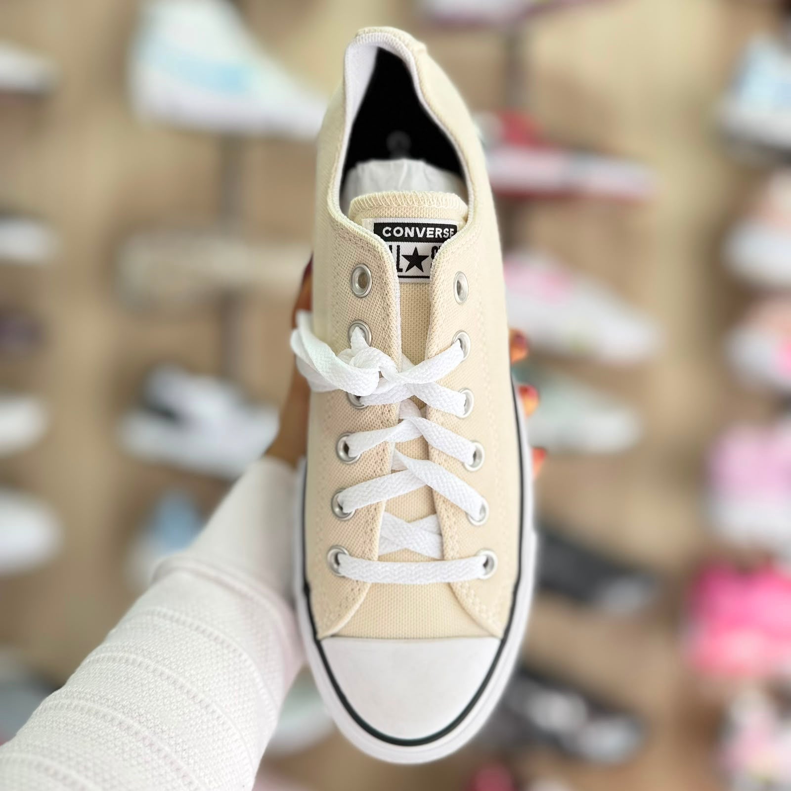 CONVERSE CHOCLO CREMA