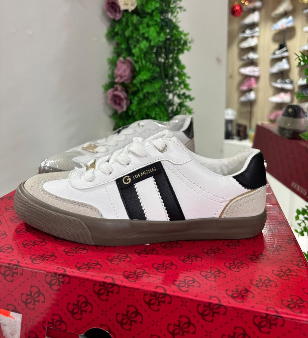 GUESS TIPO SAMBA  BLANCO
