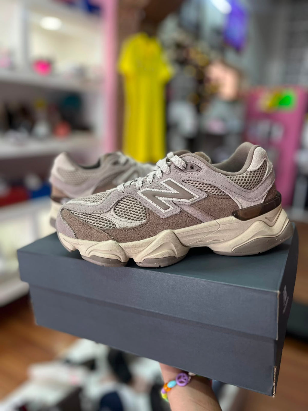 NEW BALANCE 9060 CAFE