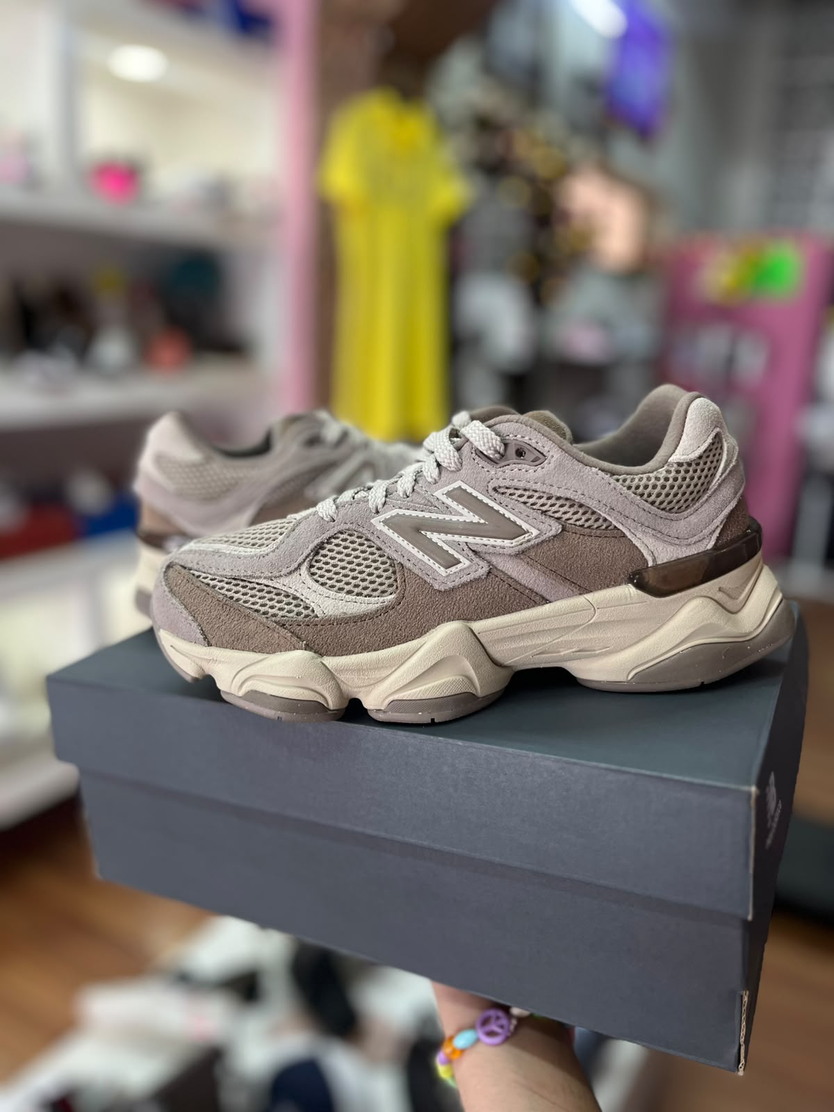 NEW BALANCE 9060 CAFE