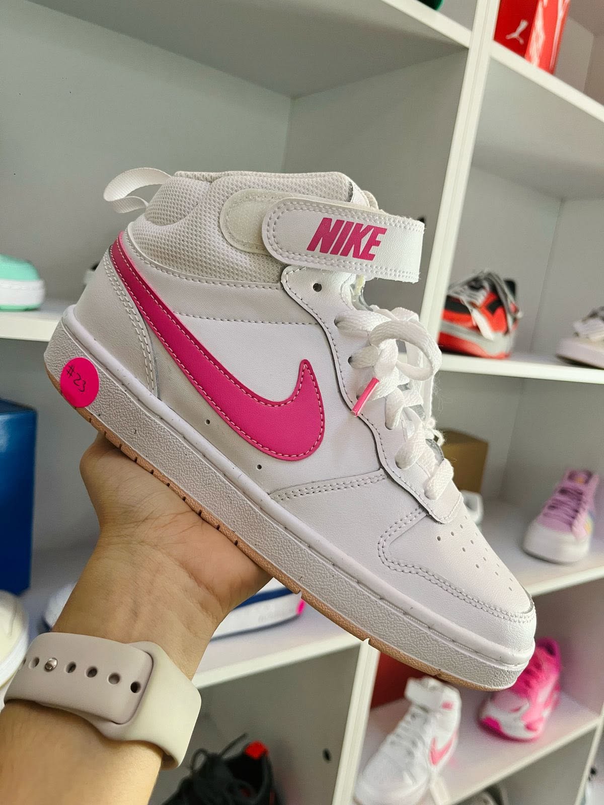 NIKE COURT BOTA BLANCO PALOMA FUSCIA