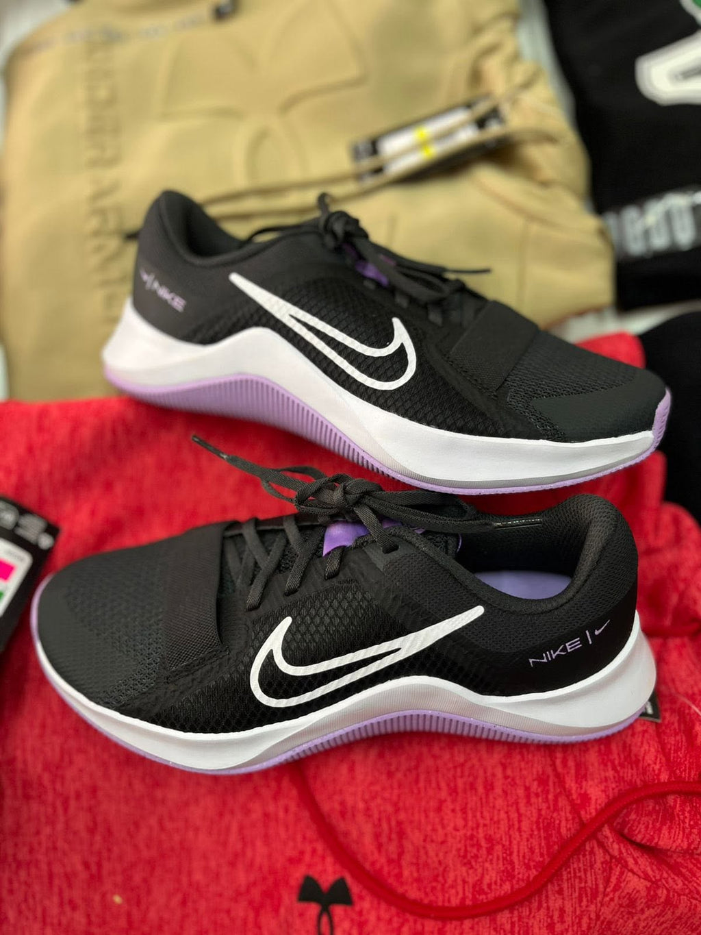 NIKE MC TRAINER NEGRO