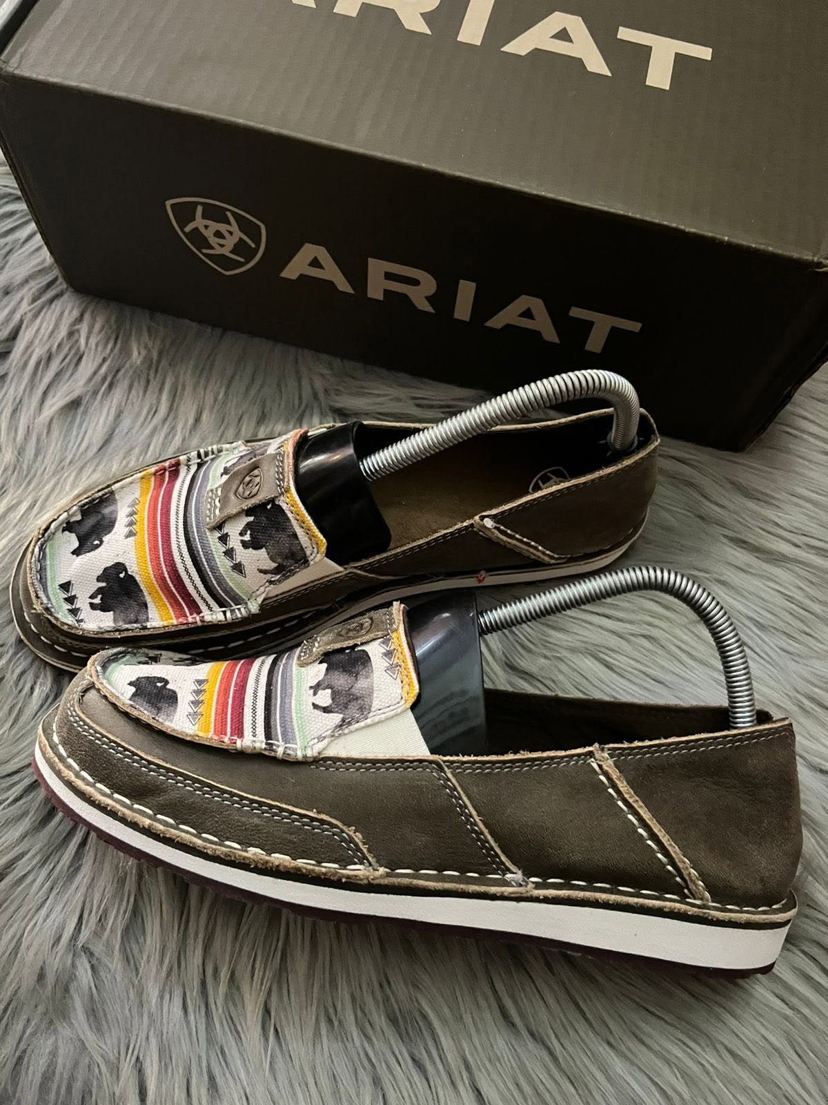ARIAT DISEÑO TORO