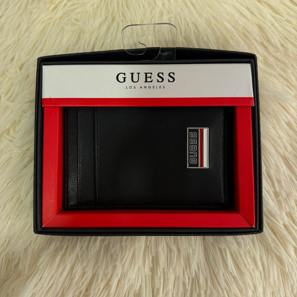 Tarjetero o billetera de caballero de la marca Guess