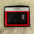 Tarjetero o billetera de caballero de la marca Guess