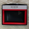 Tarjetero o billetera de caballero de la marca Guess