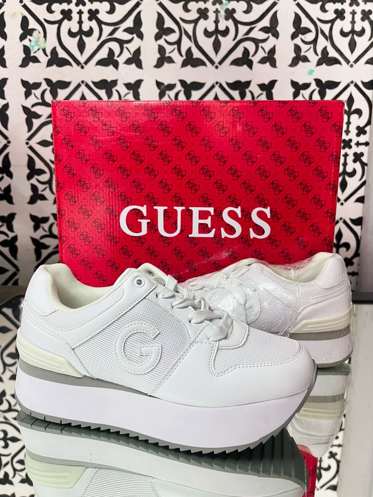 GUESS TOTAL WHITE PLATAFORMA ALTA