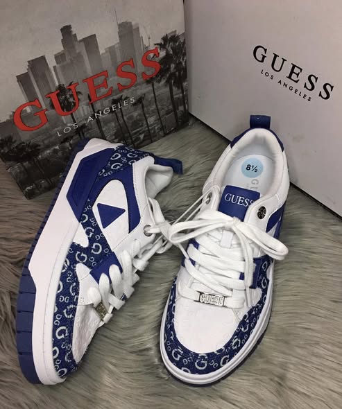 GUESS BLUE
