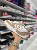 GUESS BEIGE & WHITE